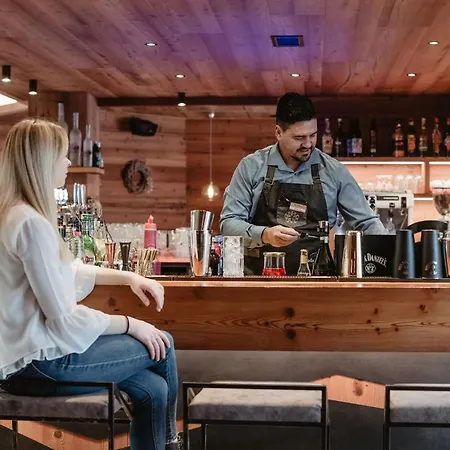 Hotel Ravelli Sporting Mezzana (Trentino Alto Adige)