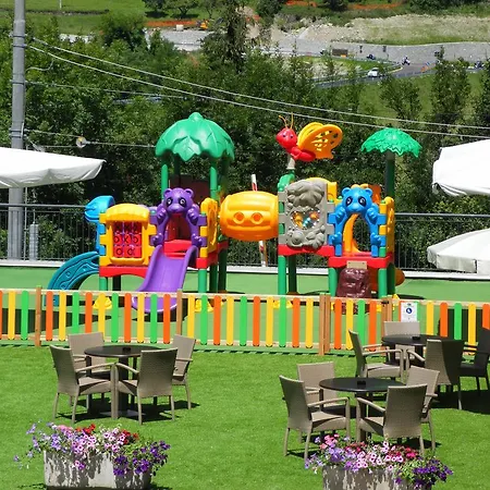 Ravelli Sporting Otel 4*